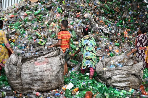 有关倾倒, 劳工, 垃圾的免费素材图片