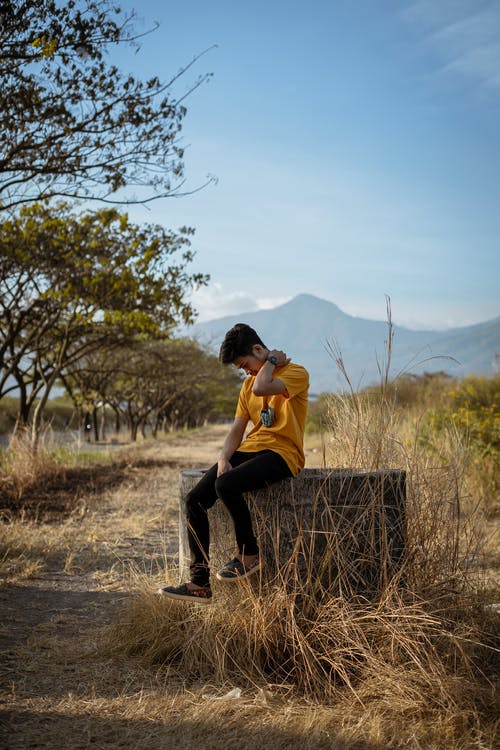 有关マオのペスコソ, 人, 坐的免费素材图片