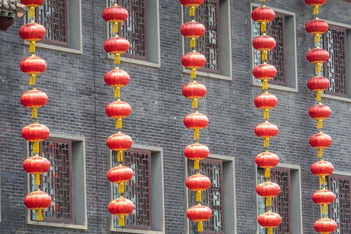 有关中国灯笼, 挂, 装饰品的免费素材图片