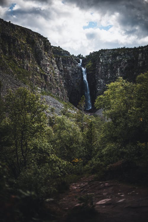 有关垂直拍摄, 天性, 山的免费素材图片