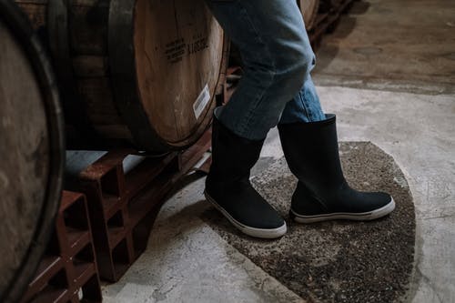 有关尺, 腿, 鞋的免费素材图片