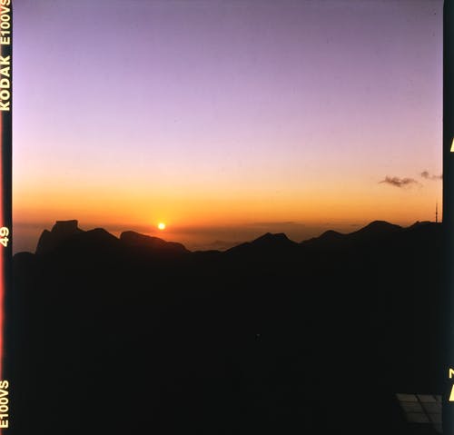 电影拍摄的山中日落 · 免费素材图片