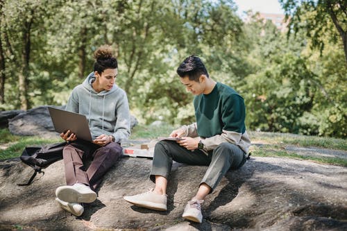 有关3C用品, 一起, 做记录的免费素材图片