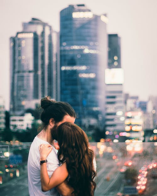 有关一对, 垂直拍摄, 城市的灯光的免费素材图片