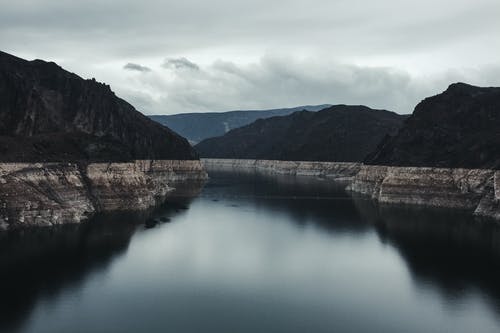 有关冷静, 卵石, 反映的免费素材图片