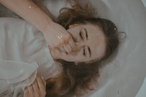 有关人脸, 俯视图, 伤心的免费素材图片