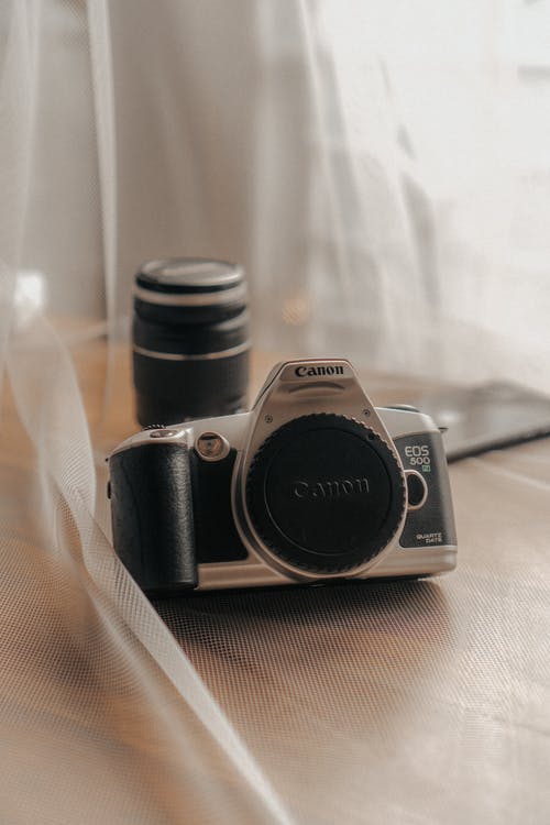 有关35毫米胶片, dslr背景, 佳能的免费素材图片