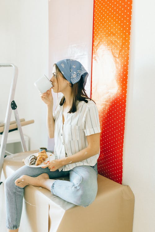 有关侧面图, 喝, 坐的免费素材图片