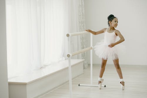 有关优雅, 儿童, 室内的免费素材图片