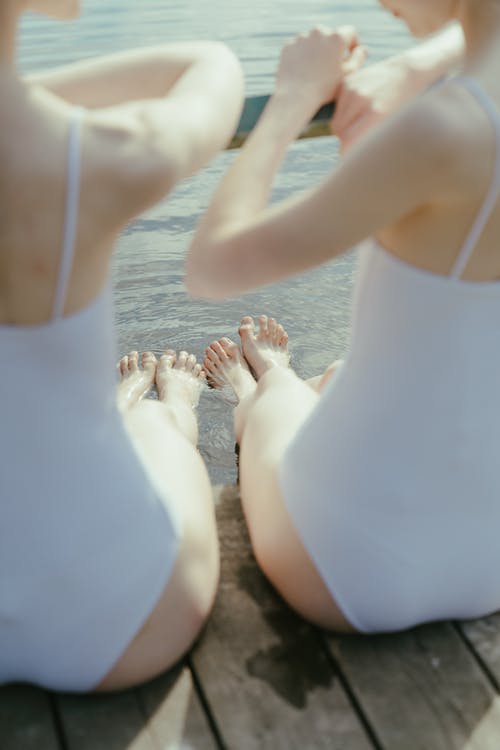 有关尺, 坐, 女性的免费素材图片