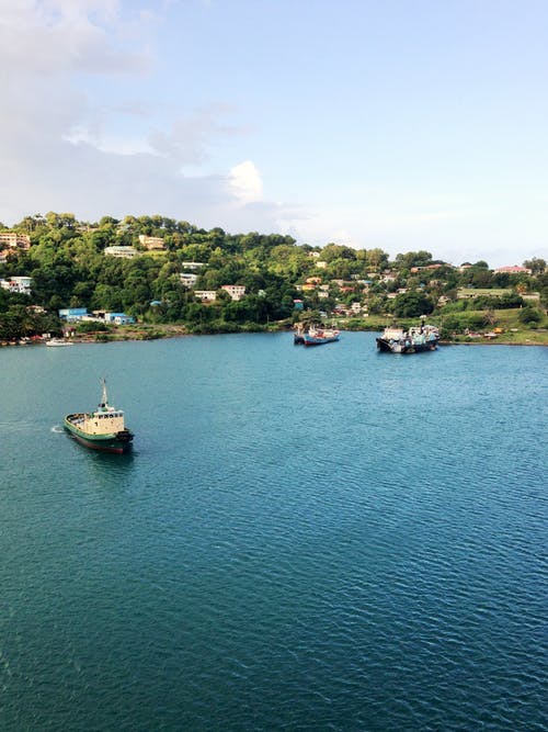 有关水体, 渡船, 无人空拍机的免费素材图片