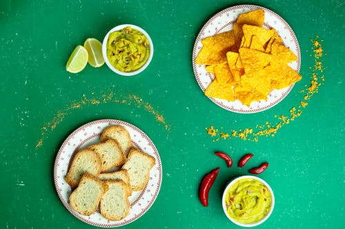 装饰桌上美味的墨西哥食物 · 免费素材图片