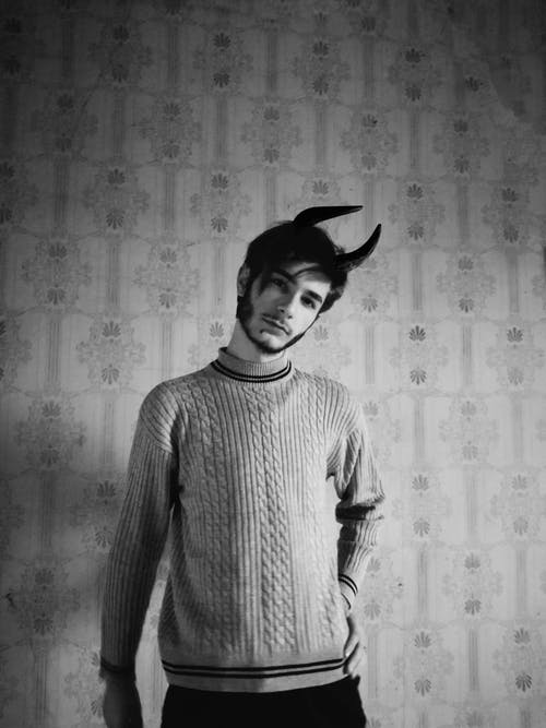 有关人, 单色, 垂直拍摄的免费素材图片