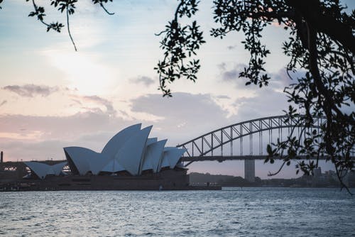 着名的悉尼歌剧院和暮光之城的风景 · 免费素材图片
