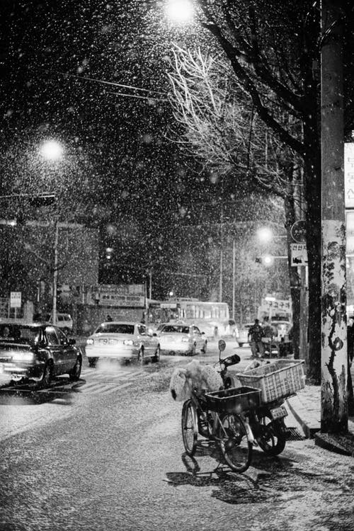 有关下雪, 交通, 垂直拍摄的免费素材图片