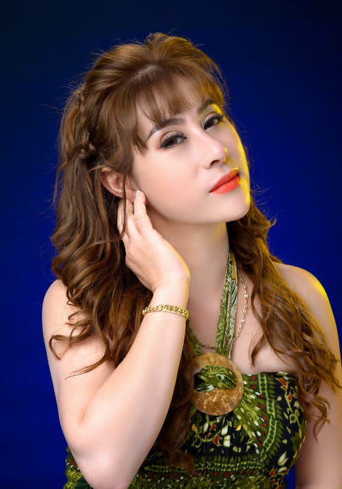 有关人, 光鲜亮丽, 垂直拍摄的免费素材图片