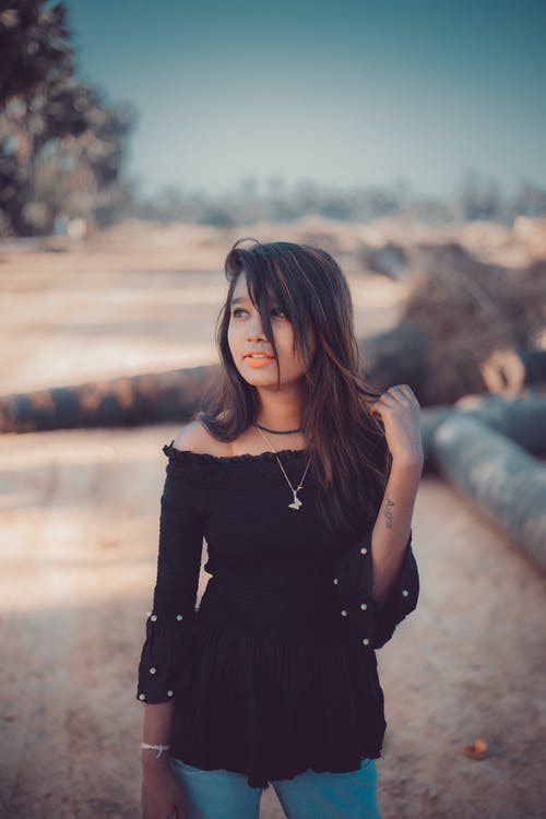 有关人, 垂直拍摄, 女人的免费素材图片