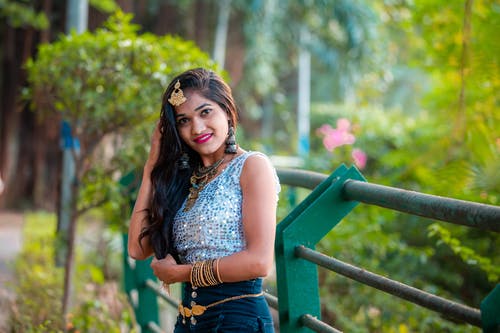 有关中空装, 亮片, 公园的免费素材图片