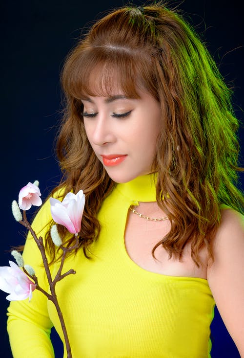 有关人, 垂直拍摄, 女人的免费素材图片