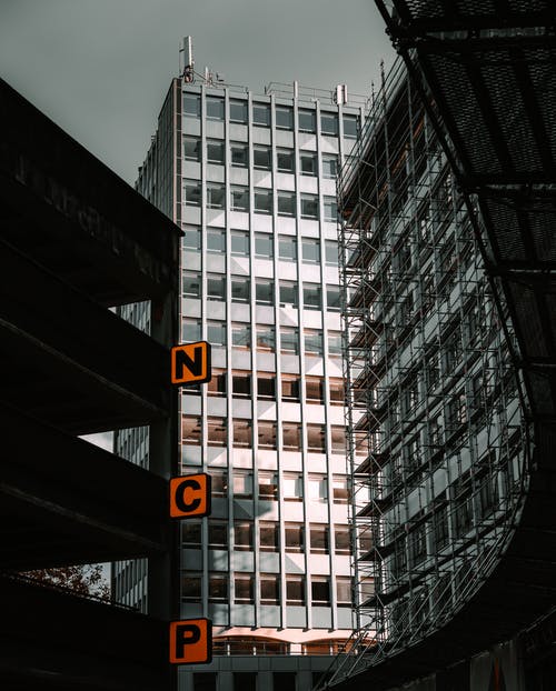 有关垂直拍摄, 建筑, 建设的免费素材图片