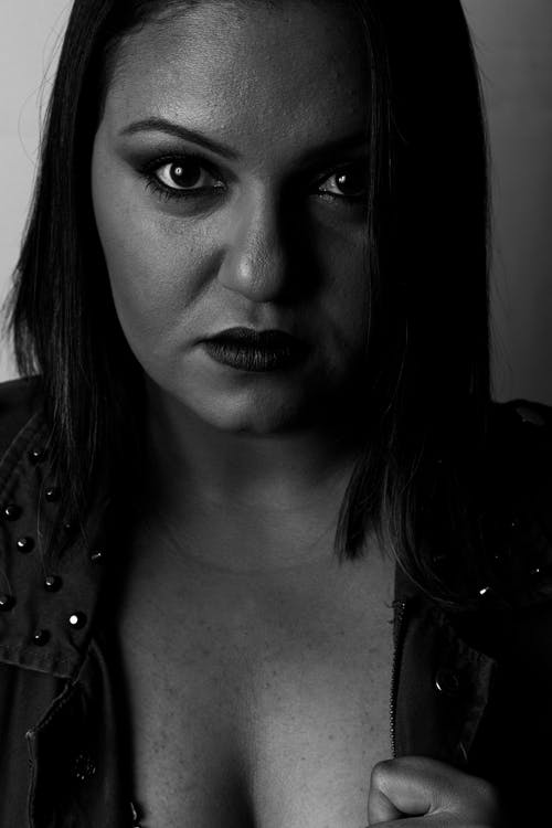 有关人, 单色, 严肃的免费素材图片