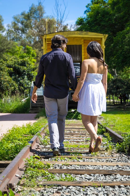 有关一对, 一起, 垂直拍摄的免费素材图片