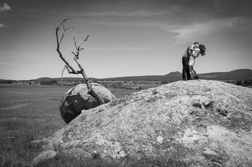 有关一对, 单色, 巨岩的免费素材图片