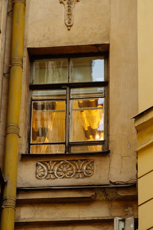 有关不动产, 从下面, 低角度的免费素材图片