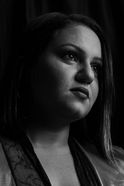 有关侧面图, 单色, 女人的免费素材图片