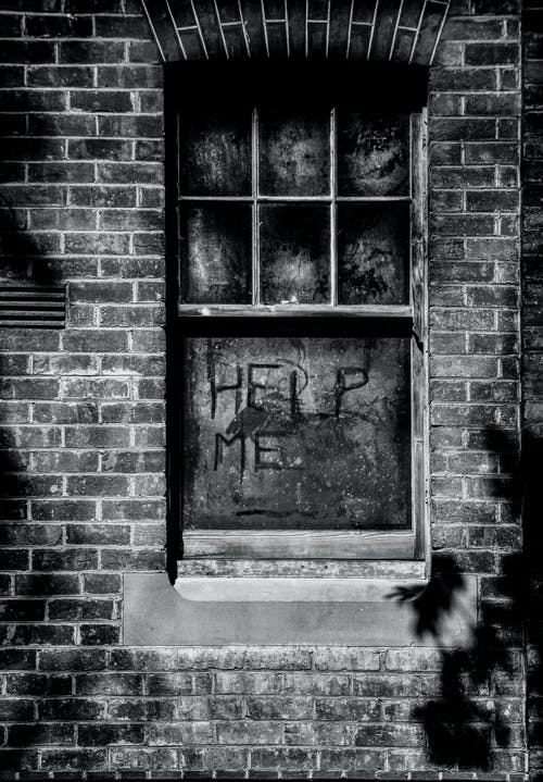 有关令人不寒而慄的, 伸出援手, 單色的免费素材图片