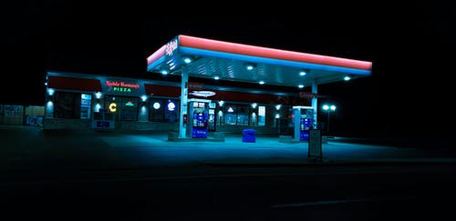 有关加油站, 晚上, 照亮的免费素材图片