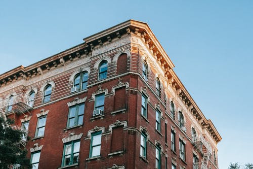 城市砖住宅立面 · 免费素材图片