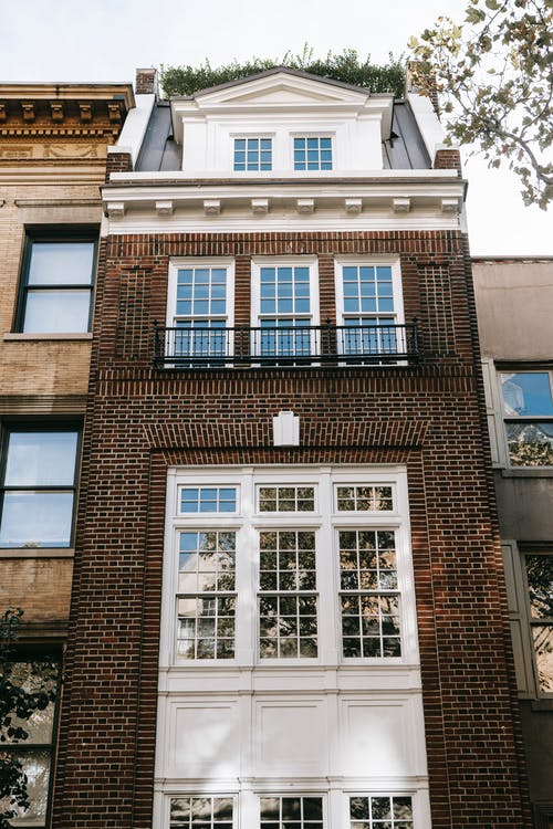 城市经典建筑立面 · 免费素材图片