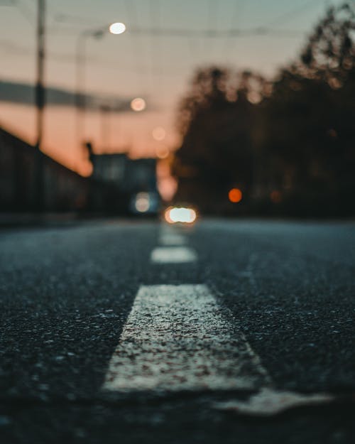 有关垂直拍摄, 模糊的背景, 沥青的免费素材图片