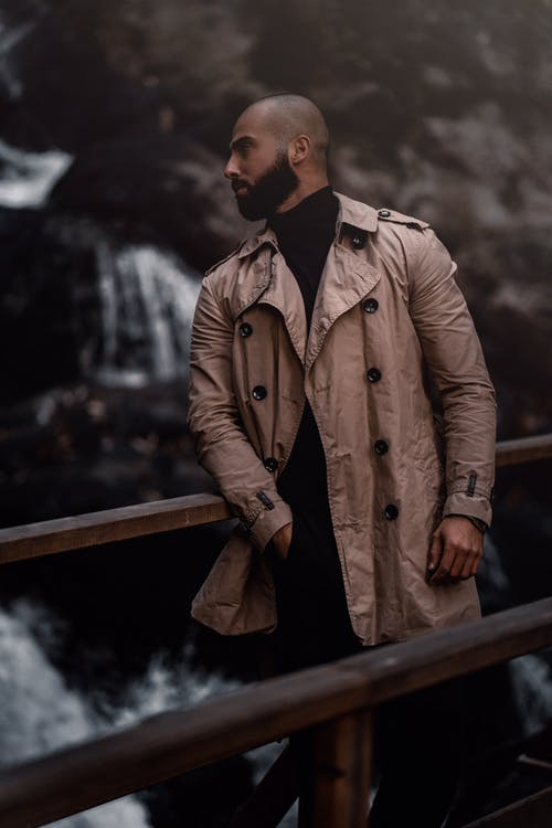 有关人, 倚, 垂直拍摄的免费素材图片