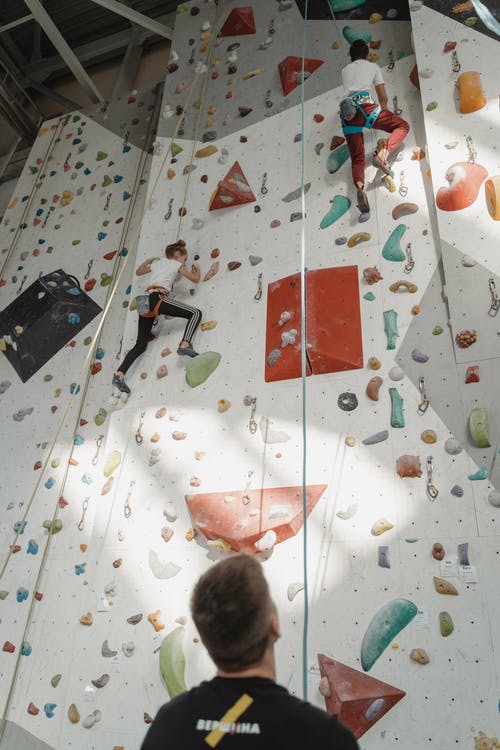 有关低角度拍摄, 垂直拍摄, 安全带的免费素材图片