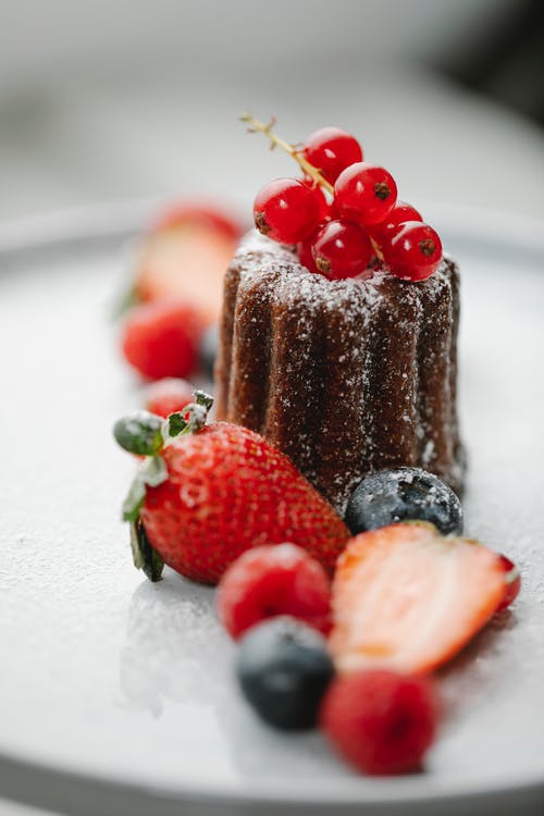 草莓烤蛋糕 · 免费素材图片