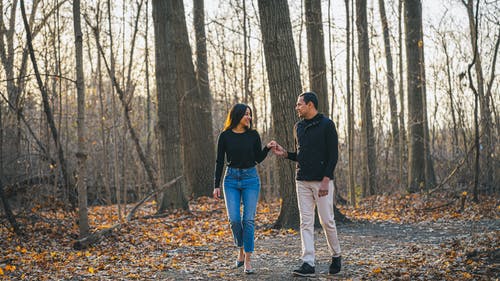 有关一对, 一起, 下落的免费素材图片