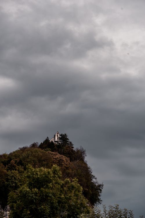 有关不动产, 从下面, 低角度的免费素材图片