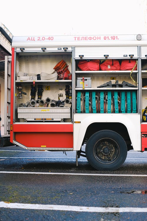 有关垂直拍摄, 拯救, 消防车的免费素材图片