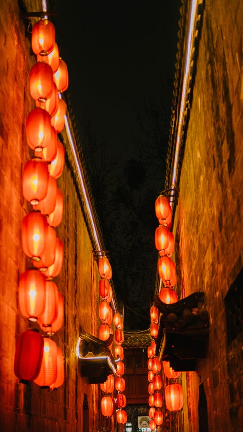 有关中国灯笼, 低角度拍摄, 垂直拍摄的免费素材图片