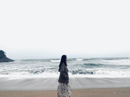 有关壞心情, 多雲的, 女人的免费素材图片