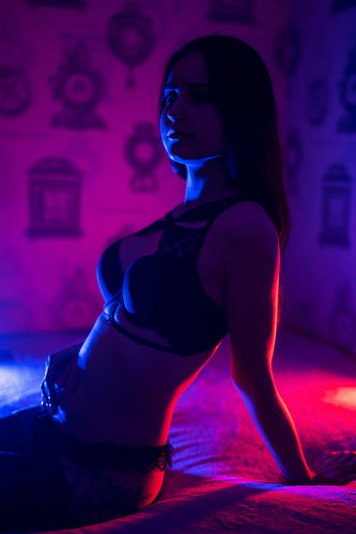 有关休息, 侧面图, 内衣的免费素材图片