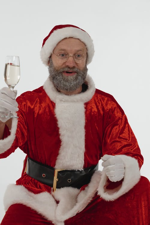 有关一杯酒, 喜悦, 圣诞老人服装的免费素材图片