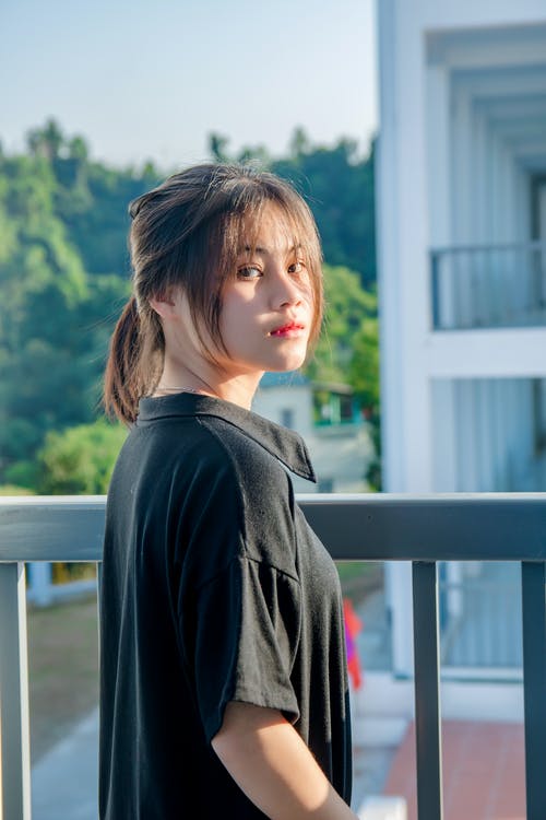 有关人, 休闲装, 严肃的免费素材图片