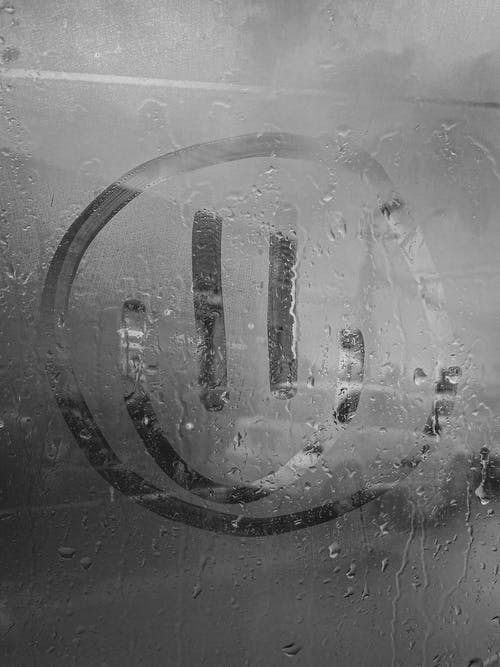 有关mobilechallenge, 下雨, 微笑的免费素材图片