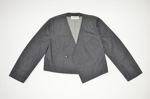 黑色纽扣长袖衬衫 · 免费素材图片