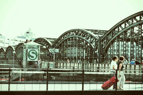 有关慕尼黑, 拱桥, 白色的天空的免费素材图片