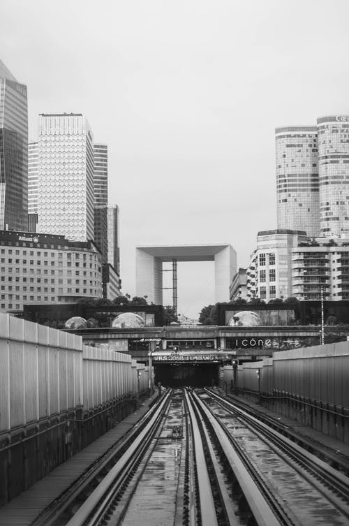 有关垂直拍摄, 城市, 建筑的免费素材图片