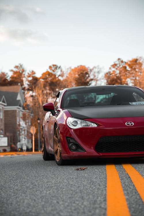 有关交通系統, 垂直拍摄, 跑車的免费素材图片